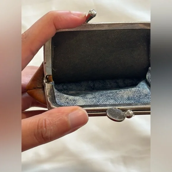 Vintage Small Brown Change Purse - Picture 3 of 5